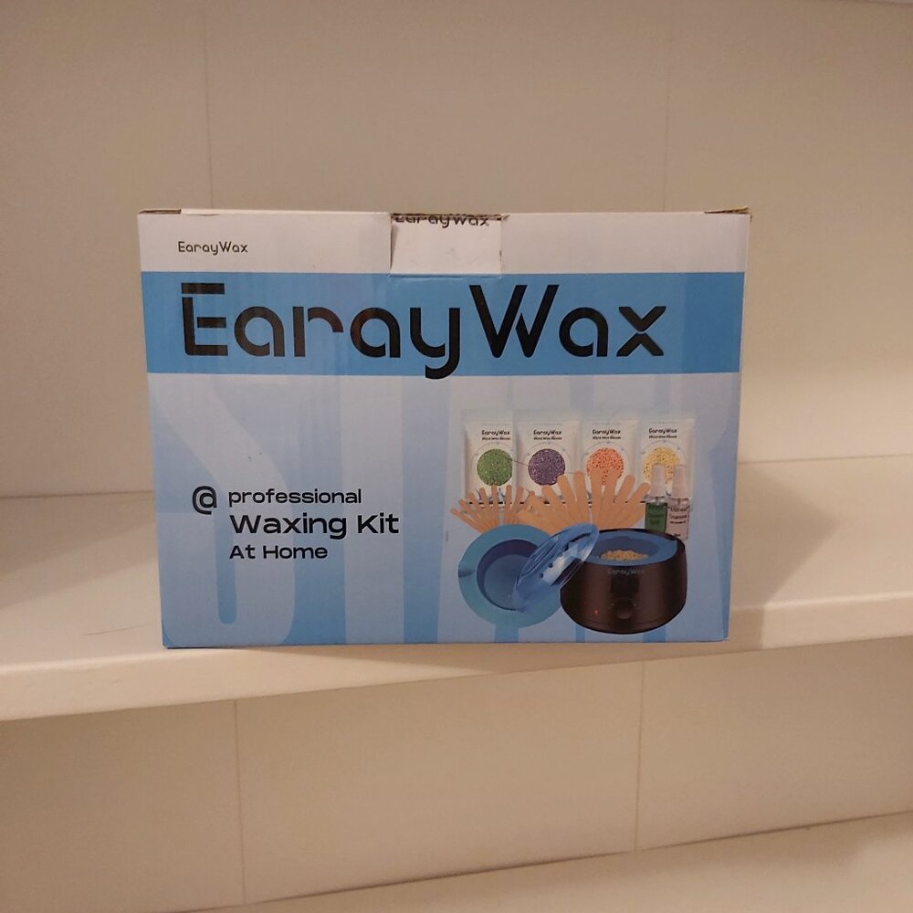 Wax melting pot